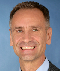 Univ.-Prof. Dr. med. Michael Adamzik
