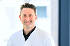 PD Dr. med. Christopher Brenke PD Dr. med. Christopher Brenke