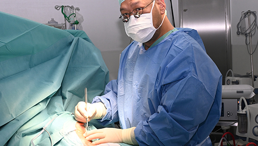 Dr. med. Kyung-Hun Chun