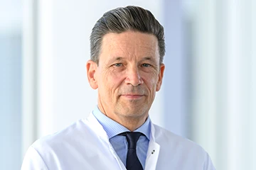 Portraitbild von Chefarzt Dr. Frank Schlierkamp Chefarzt Gastroenterologie Knappschaft Kliniken Kamen Portraitbild von Chefarzt Dr. Frank Schlierkamp Chefarzt Gastroenterologie Knappschaft Kliniken Kamen