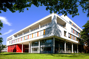 Eine Außenansicht des Gebäudes der Kinder- und Jugendklinik Gelsenkirchen