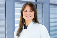 Dr. Viktoria Kuhn