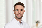 Dr. Martin Bülles