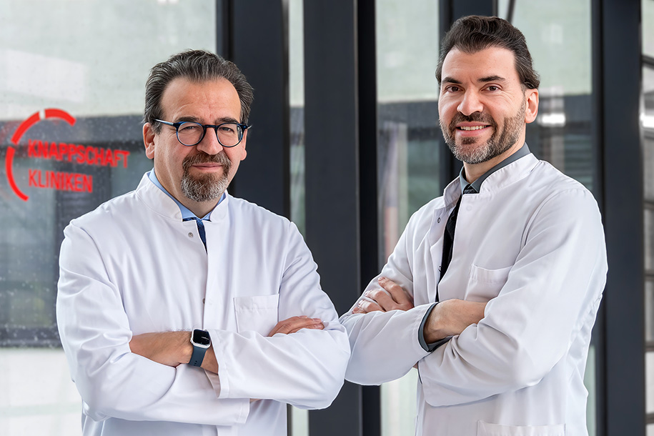 Univ.-Prof. Dr. med. A. Canbay (Direktor der Medizinischen Klinik) & Priv.-Doz. Dr. med. P. C. Patsalis (Chefarzt Kardiologie, Angiologie und Internistische Notfallmedizin)