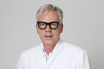 Direktor Prof. Dr. med. Martin Büsing