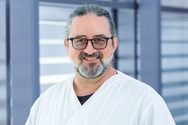 Dr. med. Hilal Yahya