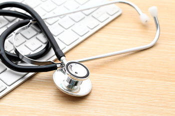 fotolia ID 53504800 Sthoscope and keyb