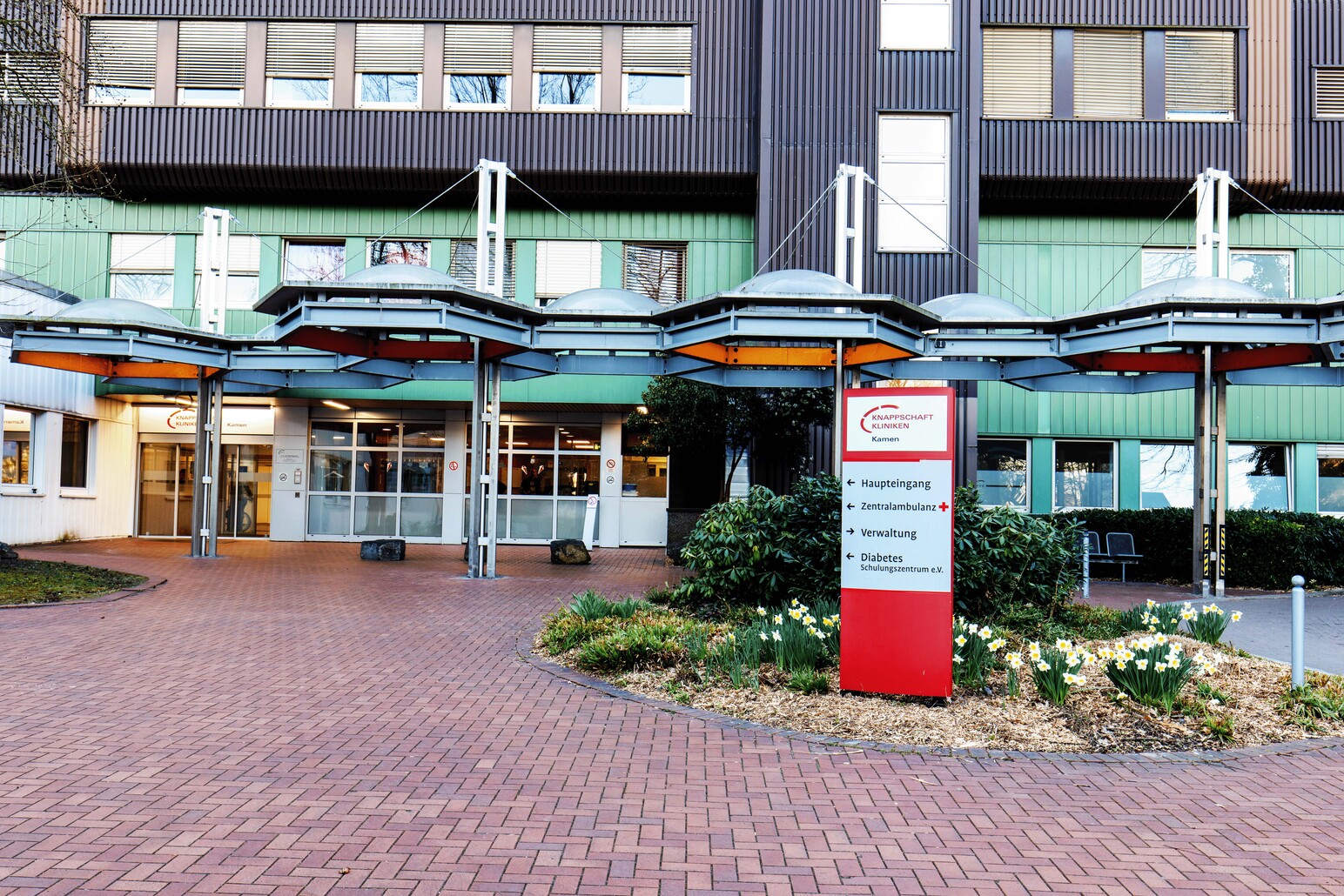 hausansicht-knappschaft-kliniken-kamen