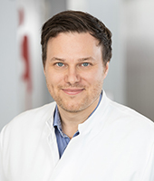 Dr. med. Daniel Oswald 