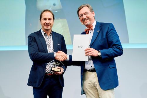 Prof. Dr. Peter Szurman mit der Albrecht-von-Graefe-Ehrenvorlesung 2025 ausgezeichnet