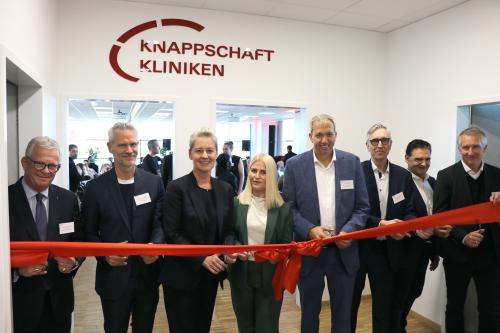 Neue Schule für Therapieberufe der Knappschaft Kliniken eröffnet am medicos.AufSchalke