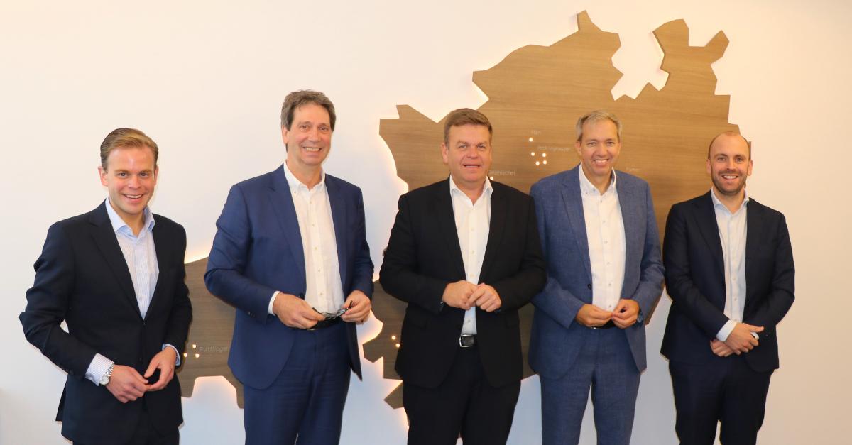 Staatssekretär Heidmeier zu Gast bei den Knappschaft Kliniken