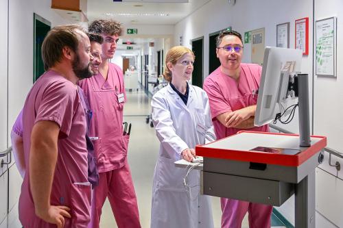 Neue Studie auf der Stroke Unit: Schlaganfallpatienten besser vor Herzinfarkten schützen