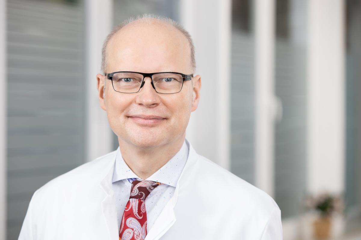 Chefarzt Dr Burkhard Thiel