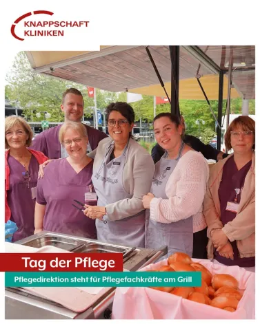 Am Montag, 12. Mai 2025, ist Tag der Pflege.

Die Pflegedirektion und Pflegedienstleitungen möchten den Aktionstag zum Anlass nehmen, um sich bei allen Pflegekräften der Knappschaft Kliniken Vest GmbH zu bedanken, die Tag für Tag, 24 Stunden an 365 Tagen im Jahr, einen enormen Job leisten und unsere Patientinnen und Patienten bestmöglich auf höchster Qualitätsstufe versorgen.

Als Dankeschön stellen sich die Pflegedirektoren und Pflegedienstleistungen insbesondere für die Pflegenden am Montag, 12. Mai von 11.00 bis 15.00 Uhr, an beiden Standorten an den Grill und verteilen Grillwürstchen, Brötchen und Salate. Auch die Beschäftigten des Hauses, Patienten und Besucher dürfen sich bedienen.

Alle Daten im Überblick:

Knappschaft Kliniken Recklinghausen
Montag, 12.05.2025
11:00 – 15:00 Uhr
Außenplatz vor den Knappschaft Kliniken Recklinghausen

Knappschaft Kliniken Paracelsus Marl
Montag, 12.05.2025
11:00 – 15:00 Uhr
Terrasse des Cafés am See in den Knappschaft Kliniken Paracelsus Marl

Wir freuen uns auf Sie!

<a href='https://www.facebook.com/watch/hashtag/tagderpflege' target='_blank'>#tagderpflege</a> 
<a href='https://www.facebook.com/watch/hashtag/knappschaftklinikenvest' target='_blank'>#knappschaftklinikenvest</a> 
<a href='https://www.facebook.com/watch/hashtag/knappschaftklinikenrecklinghausen' target='_blank'>#knappschaftklinikenrecklinghausen</a> 
<a href='https://www.facebook.com/watch/hashtag/knappschaftklinikenparacelsusmarl' target='_blank'>#knappschaftklinikenparacelsusmarl</a>