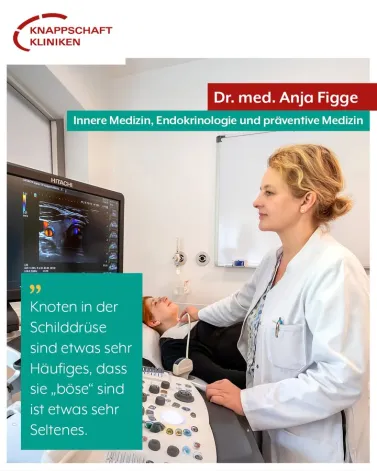 Heute ist Weltschilddrüsentag 🌍 Grund genug, sich mit dem kleinen Organ einmal genauer zu beschäftigen! Die kleine schmetterlingsförmige Schilddrüse liegt an der Vorderseite des Halses und gibt Hormone ins Blut ab. Sie spielt eine große Rolle für den Stoffwechsel und hilft dabei, zahlreiche Körperfunktionen zu regulieren. 🤏

Bei einer Schilddrüsenüberfunktion bildet die Schilddrüse zu viele Hormone. Bei der Schilddrüsenunterfunktion bildet sie dagegen zu wenige. Beide Störungen können zu zahlreichen Beschwerden führen. Zudem kann sich die Schilddrüse vergrößern. 📐Dabei unterscheidet man eine gleichmäßige Vergrößerung der gesamten Schilddrüse von einer teilweisen Vergrößerung, bei der sich abgegrenzte Knoten bilden – diese sind aber selten „böse“. 

Trotzdem sollten Beschwerden an der Schilddrüse immer medizinisch abgeklärt werden, denn: Ihre Gesundheit beeinflusst unseren ganzen Stoffwechsel, unser Herz und sogar unser unsere Stimmung! ☝️🤪

<a href='https://www.facebook.com/watch/hashtag/KnappschaftKliniken' target='_blank'>#KnappschaftKliniken</a> <a href='https://www.facebook.com/watch/hashtag/Universitätsklinikum' target='_blank'>#Universitätsklinikum</a> <a href='https://www.facebook.com/watch/hashtag/Bochum' target='_blank'>#Bochum</a> <a href='https://www.facebook.com/watch/hashtag/Weltschilddrüsentag' target='_blank'>#Weltschilddrüsentag</a> <a href='https://www.facebook.com/watch/hashtag/Schilddrüse' target='_blank'>#Schilddrüse</a>