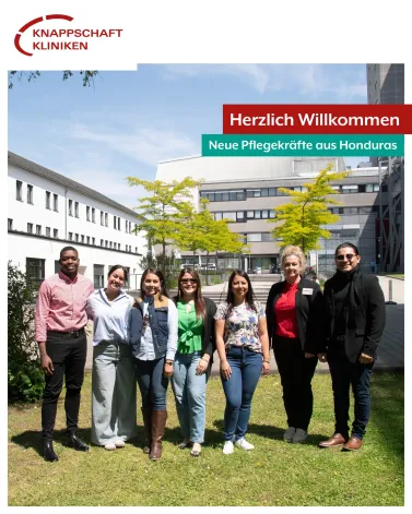 Wir freuen uns sehr, fünf neue Pflegekräfte aus Honduras in unserem Haus begrüßen zu dürfen! Die neuen Mitarbeitenden absolvieren derzeit das Verfahren zur beruflichen Anerkennung in Deutschland und werden uns nach bestandener Kenntnisprüfung auf der Intensivstation tatkräftig unterstützen. 🤝
 
Wir heißen sie herzlich willkommen, wünschen ihnen einen erfolgreichen Start, gutes Ankommen im Team und freuen uns auf die gemeinsame Zusammenarbeit! ❤️

<a href='https://www.instagram.com/explore/tags/KnappschaftKliniken/' target='_blank'>#KnappschaftKliniken</a> <a href='https://www.instagram.com/explore/tags/Universitätsklinikum/' target='_blank'>#Universitätsklinikum</a> <a href='https://www.instagram.com/explore/tags/Bochum/' target='_blank'>#Bochum</a> <a href='https://www.instagram.com/explore/tags/Pflege/' target='_blank'>#Pflege</a> <a href='https://www.instagram.com/explore/tags/Anerkennung/' target='_blank'>#Anerkennung</a> <a href='https://www.instagram.com/explore/tags/JoinTheTeam/' target='_blank'>#JoinTheTeam</a>