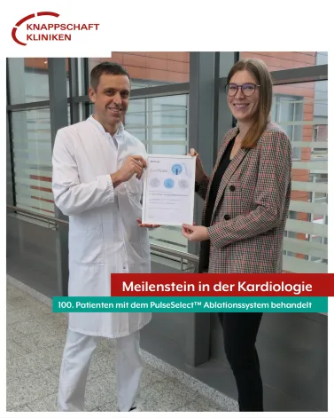 Unsere Klinik für Kardiologie 💛an den Knappschaft Kliniken Bottrop freut sich, zu den Kliniken zu gehören, die ein Vorhofflimmern bei Patienten mit dem PulseSelect™ Ablationssystem behandeln, und darüber den behandelnden Ärztinnen und Ärzten die Möglichkeit zu geben, während der Prozedur mit verschiedenen Energiequellen individuell auf die Bedürfnisse der Patienten abgestimmt zu arbeiten. 

📜Chefarzt Dr. Martin Christ durfte kürzlich eine Urkunde entgegennehmen, die vom Hersteller Medtronic zur Behandlung des 100. Patienten mit dem PulseSelect™ Ablationssystem überreicht wurde – ein Meilenstein!

👉Vorhofflimmern - ein unregelmäßiger, zu schneller Herzrhythmus - ist eine häufig auftretende Herzerkrankung, die mehr als 60 Millionen Menschen betrifft und unbehandelt zu Herzinsuffizienz führen kann.