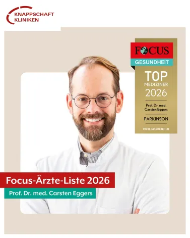 Innovation für mehr Lebensqualität: Auszeichnung für Prof. Dr. Carsten Eggers! 🧠✨

Unser Chefarzt der Neurologie wurde auch in diesem Jahr als Top-Mediziner für den Schwerpunkt Parkinson ausgezeichnet! Sein Ziel: Die Versorgung von Betroffenen und Angehörigen nachhaltig zu verbessern.

Mit der Gründung des Parkinson-Zentrums und einer speziellen Tagesklinik schließen wir die Lücke zwischen ambulanter und stationärer Behandlung. Besonders stolz sind wir auf unsere neueste Entwicklung: Die virtuelle Parkinsonklinik bietet als digitaler Therapiebaustein eine vierwöchige Intensivbehandlung direkt für zu Hause. 💻🩺

Darüber hinaus vernetzt Prof. Dr. Eggers im „Parkinsonnetz Ruhr Nord“ Experten der gesamten Region, um gemeinsam eine bessere Versorgung und höhere Lebensqualität für Parkinsonpatienten zu erreichen. 

Wir freuen uns riesig über die Focus-Auszeichnung und die Bestätigung unserer Arbeit im Neurozentrum! 🤝🏆

<a href='https://www.instagram.com/explore/tags/KnappschaftKliniken/' target='_blank'>#KnappschaftKliniken</a> <a href='https://www.instagram.com/explore/tags/Neurologie/' target='_blank'>#Neurologie</a> <a href='https://www.instagram.com/explore/tags/Parkinson/' target='_blank'>#Parkinson</a> <a href='https://www.instagram.com/explore/tags/Innovation/' target='_blank'>#Innovation</a>  <a href='https://www.instagram.com/explore/tags/kkbottrop/' target='_blank'>#kkbottrop</a> <a href='https://www.instagram.com/explore/tags/DigitalHealth/' target='_blank'>#DigitalHealth</a> <a href='https://www.instagram.com/explore/tags/TopMediziner/' target='_blank'>#TopMediziner</a> <a href='https://www.instagram.com/explore/tags/Neurozentrum/' target='_blank'>#Neurozentrum</a> <a href='https://www.instagram.com/explore/tags/Lebensqualität/' target='_blank'>#Lebensqualität</a>