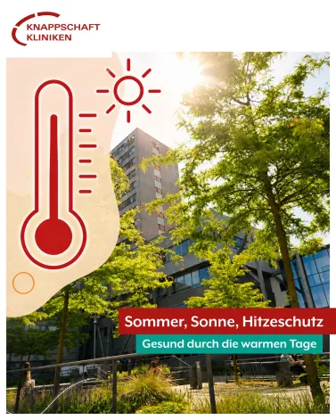 ☀️ Hitze wird noch immer häufig unterschätzt, dabei ist es größte klimawandelbedingte Gesundheitsrisiko in Deutschland! Mit steigenden Temperaturen werden auch die gesundheitlichen Risiken in den kommenden Jahren weiter zunehmen. Deshalb ist es wichtig, Warnsignale frühzeitig zu erkennen und richtig zu handeln.

 Alarmzeichen einer Hitzeerkrankung:
⚡ Starke Kopfschmerzen
🔥 Trockene, heiße Haut
🌀 Plötzliche Verwirrtheit
🌡️ Körpertemperatur über 40 °C
🫢 Wiederholtes starkes Erbrechen
 ⚠️ Bewusstlosigkeit

🚨 So helfen Sie im Notfall:
1. die Person ansprechbar, bieten Sie ihr Wasser zum Trinken an.
2. Bei Verdacht auf einen hitzebedingten Notfall sofort den Notruf 112 wählen.
3. Die betroffene Person an einen kühlen, schattigen Ort bringen.
4. Den Körper kühlen, z. B. mit feuchten Tüchern auf Stirn, Nacken, Armen und Beinen.

🤝 Achten Sie auf sich und Ihre Mitmenschen – besonders ältere Menschen, Kinder und chronisch Erkrankte sind bei Hitze gefährdet.